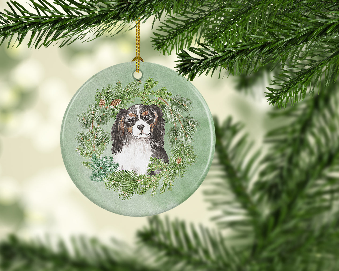 Cavalier Spaniel Tricolor Head Tilt Christmas Wreath Ceramic Ornament