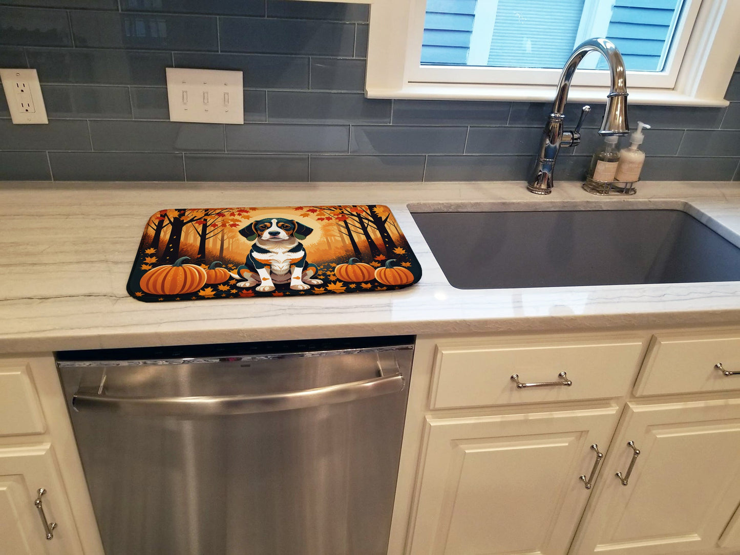 Beagle Fall Dish Drying Mat