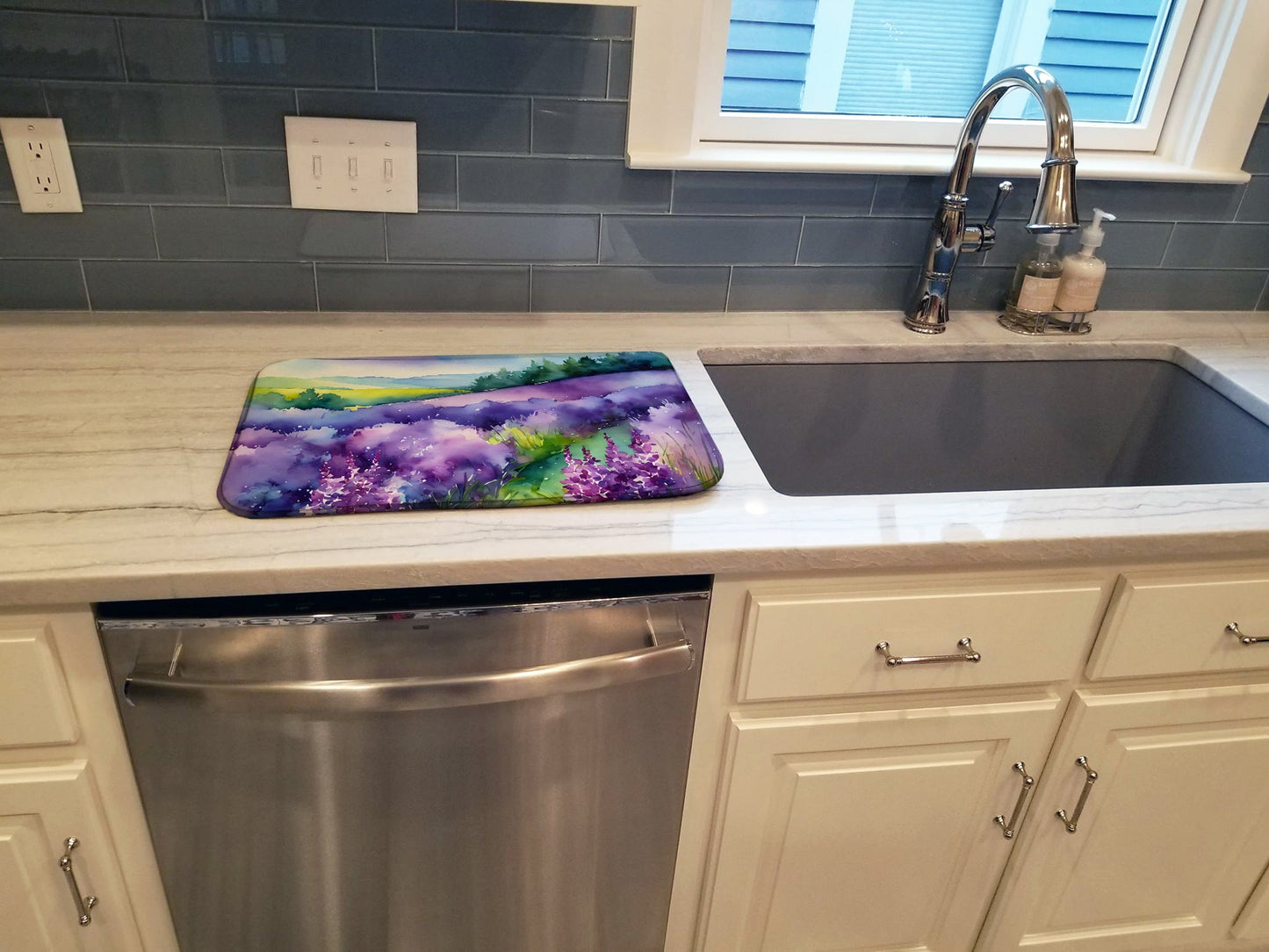 New Hampshire Purple Lilac in Watercolor Dish Drying Mat