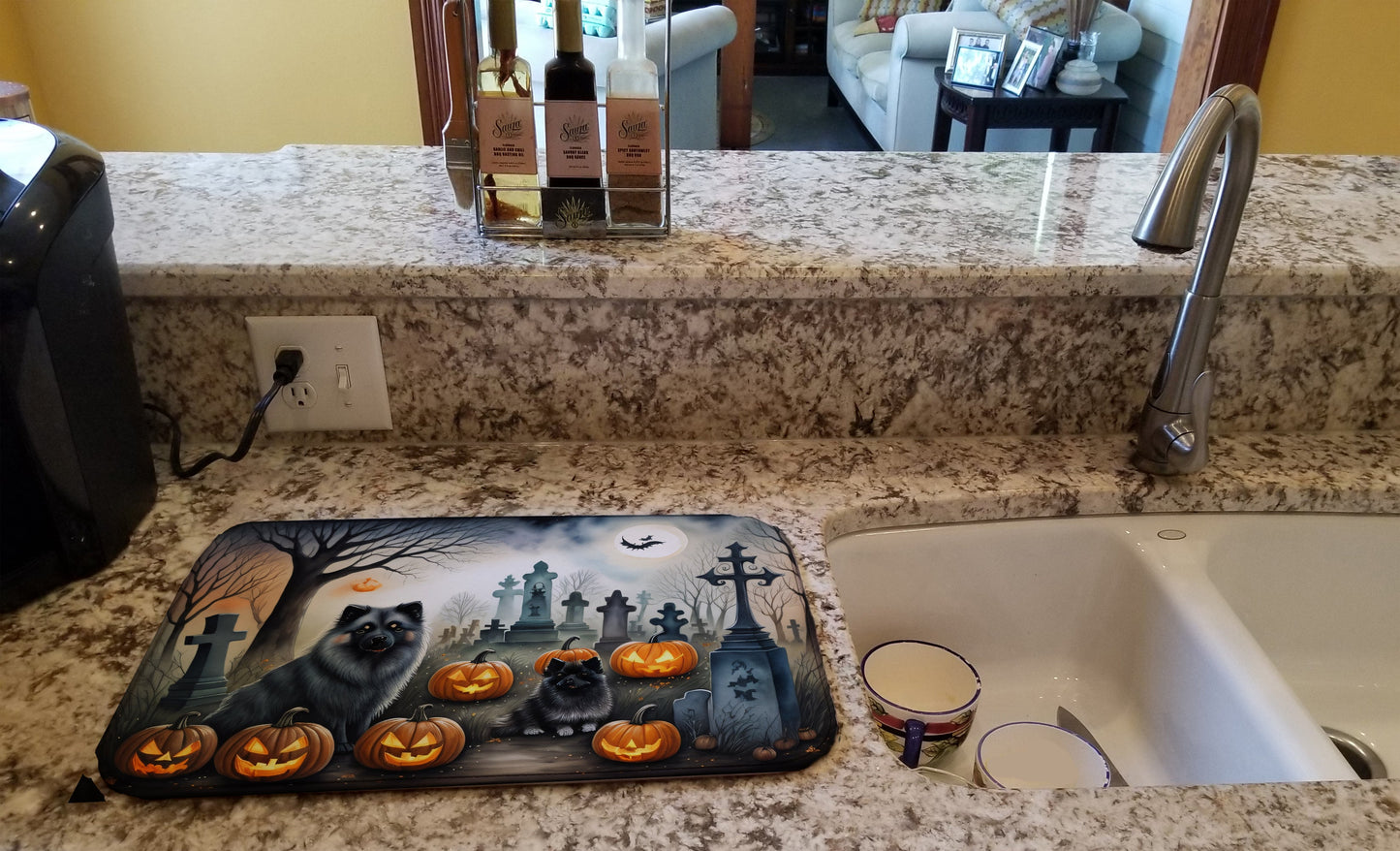 Keeshond Spooky Halloween Dish Drying Mat