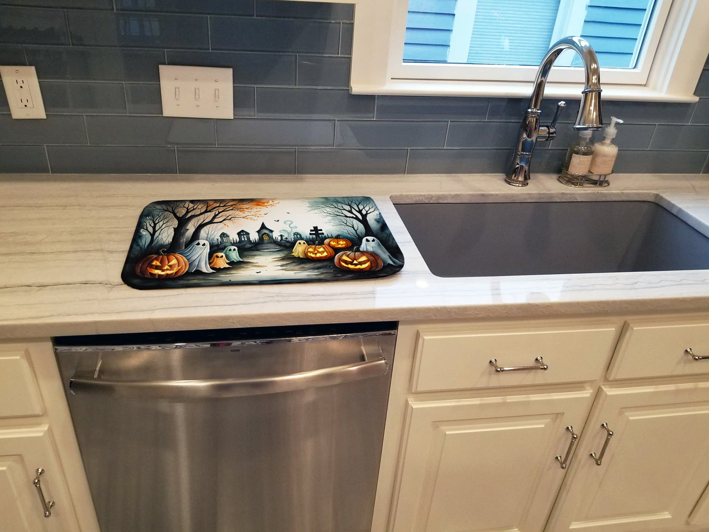 Ghosts Spooky Halloween Dish Drying Mat