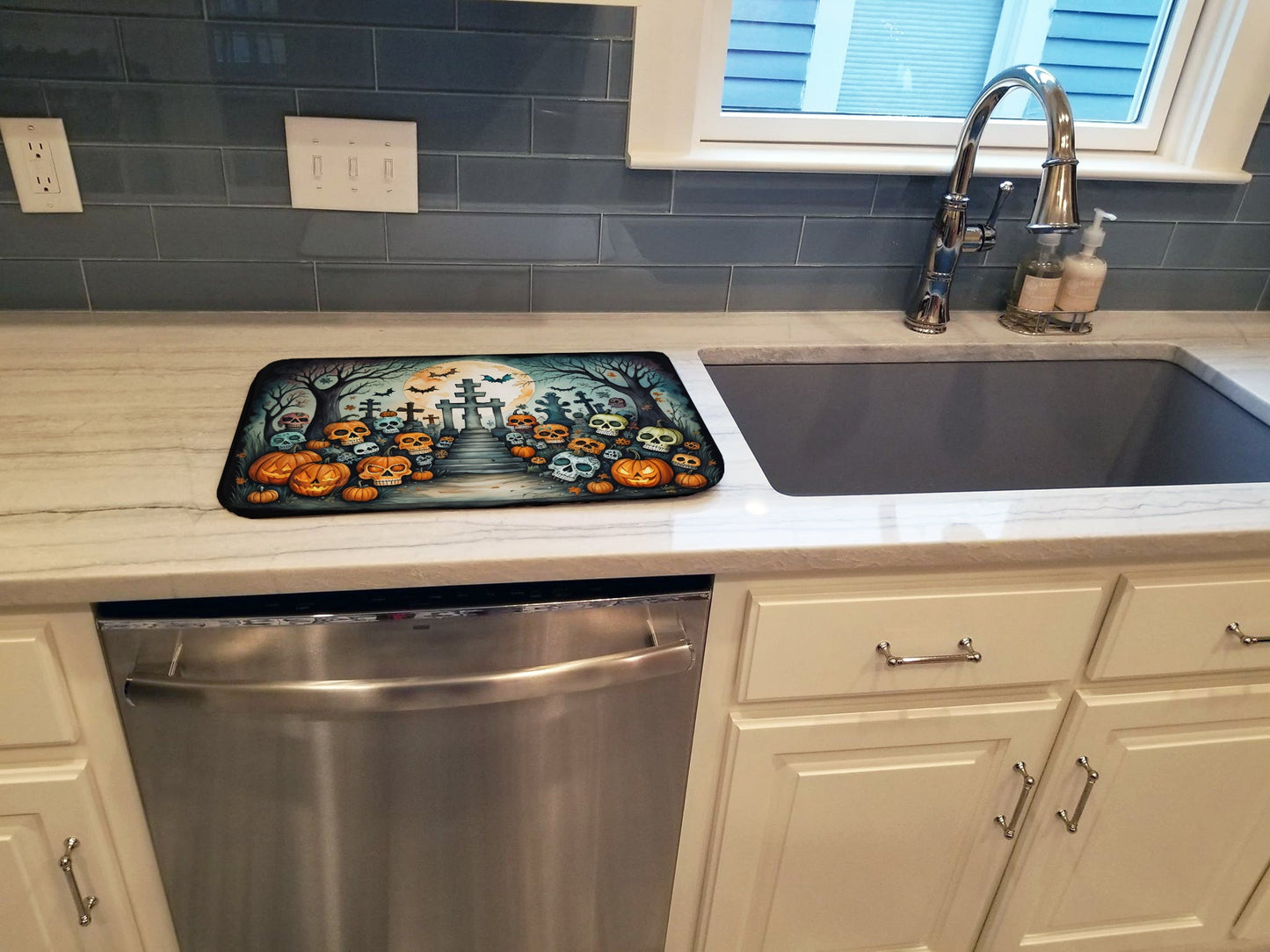 Calaveras Sugar Skulls Spooky Halloween Dish Drying Mat