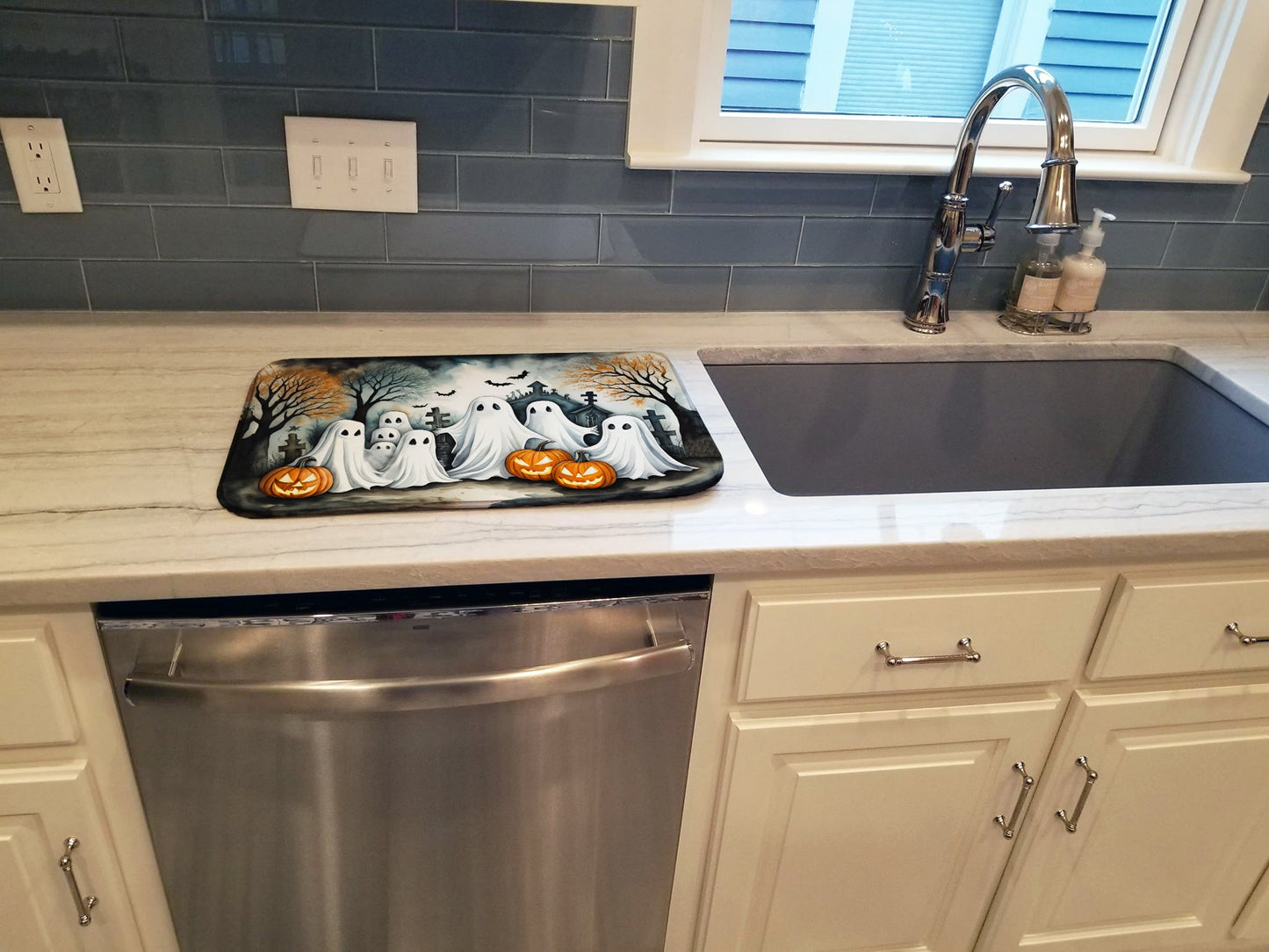 Ghosts Spooky Halloween Dish Drying Mat