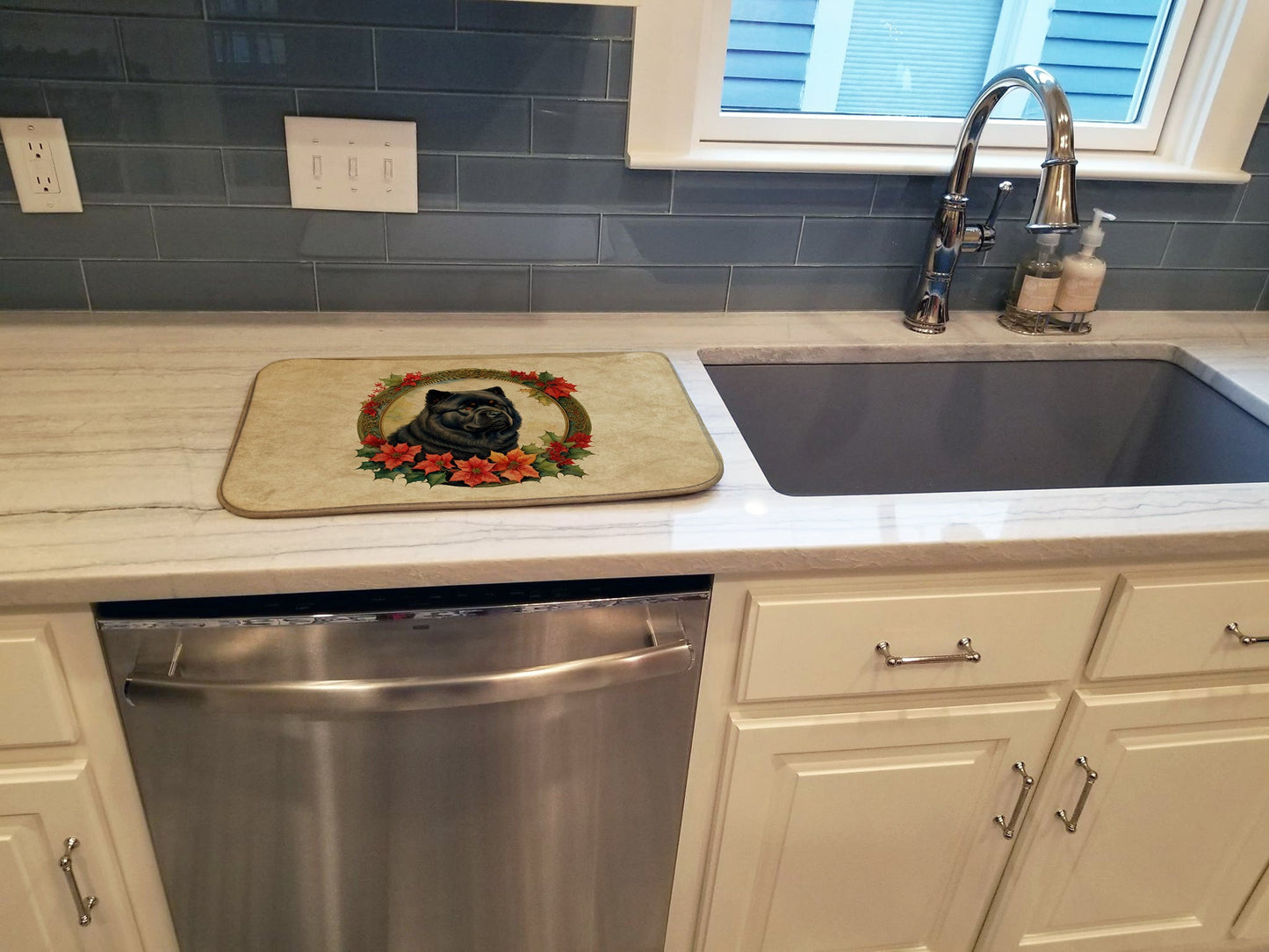 Chow Chow Christmas Flowers Dish Drying Mat