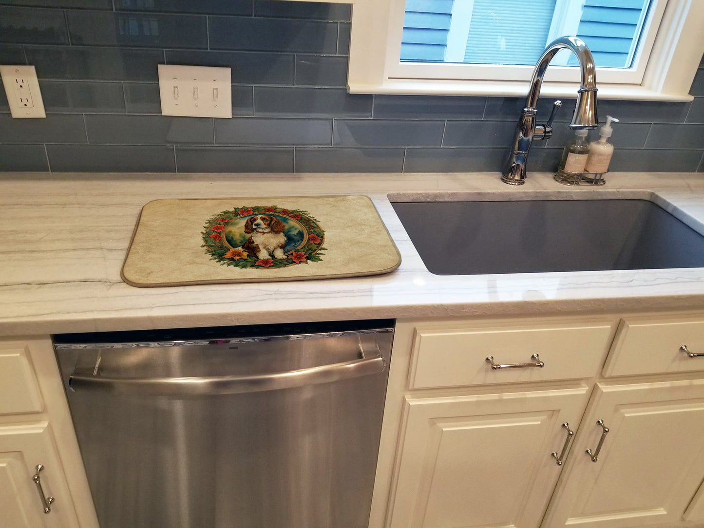 Welsh Springer Spaniel Christmas Flowers Dish Drying Mat