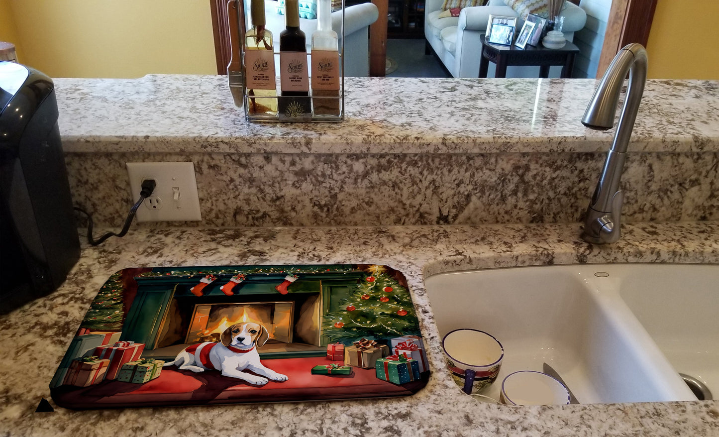 Beagle Cozy Christmas Dish Drying Mat