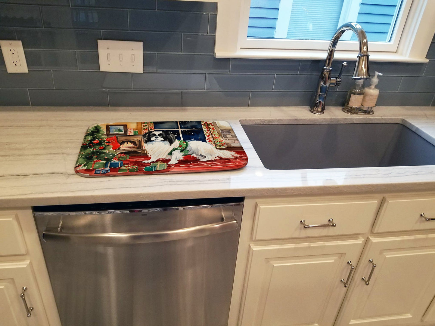 Japanese Chin Cozy Christmas Dish Drying Mat