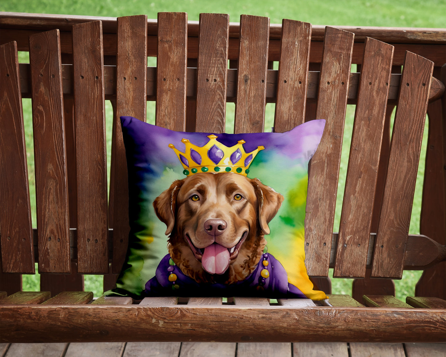 Chesapeake Bay Retriever King of Mardi Gras Throw Pillow