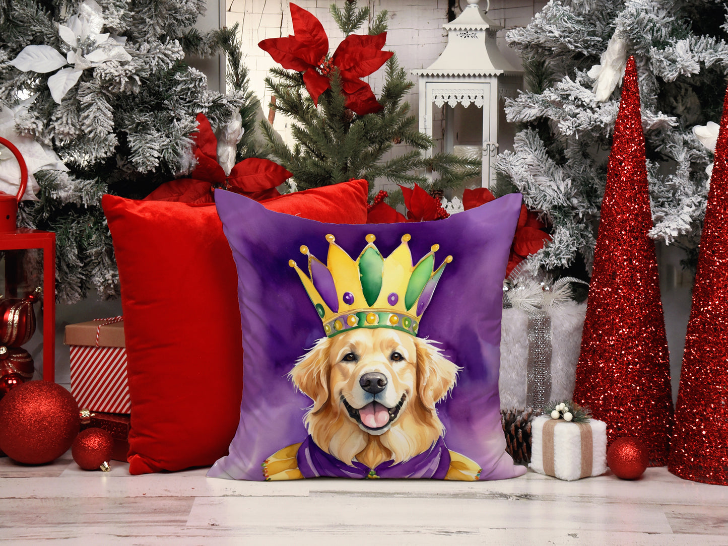 Golden Retriever King of Mardi Gras Throw Pillow