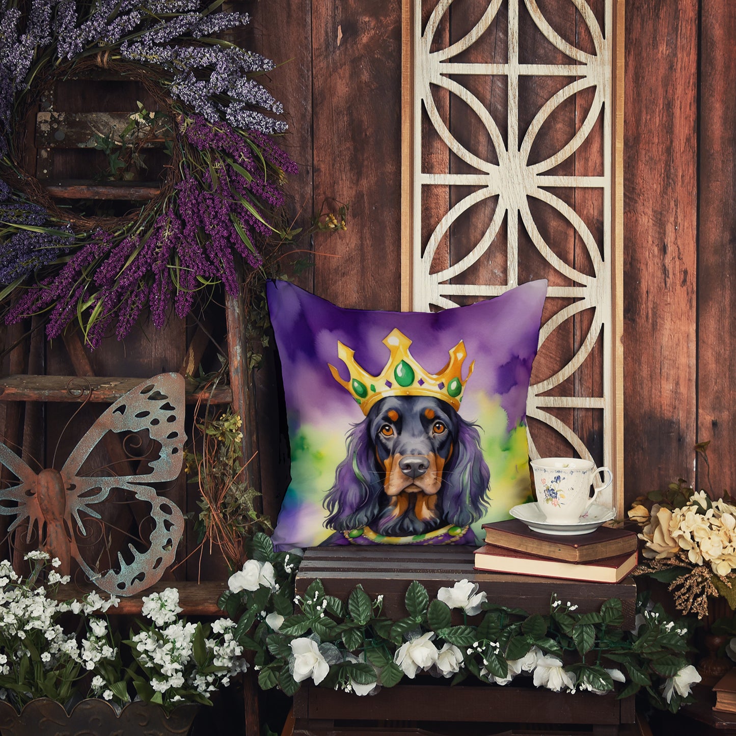 Gordon Setter King of Mardi Gras Throw Pillow