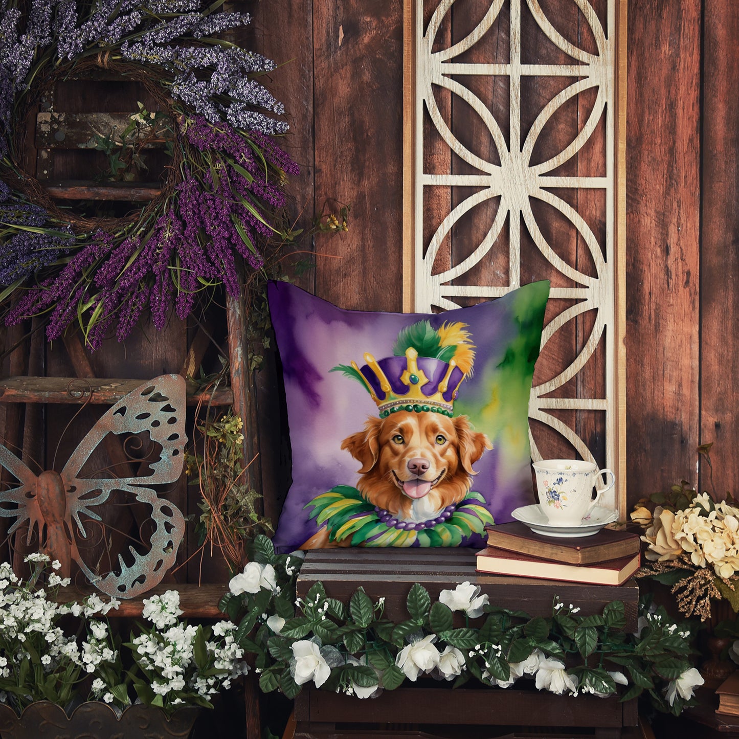 Nova Scotia Duck Tolling Retriever King of Mardi Gras Throw Pillow