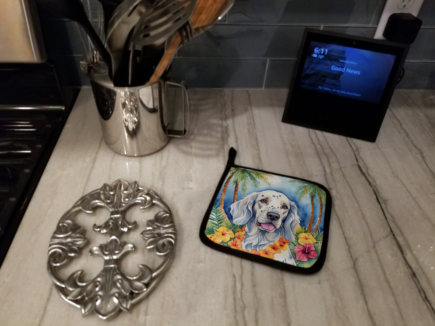 English Setter Luau Pair of Pot Holders