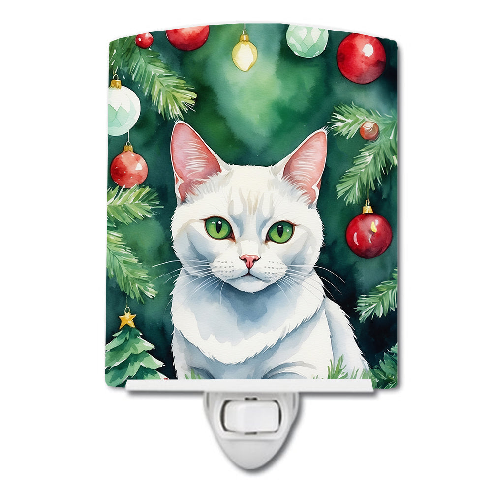 Buy this Khao Manee Cat By the Christmas Tree Ceramic Night Light