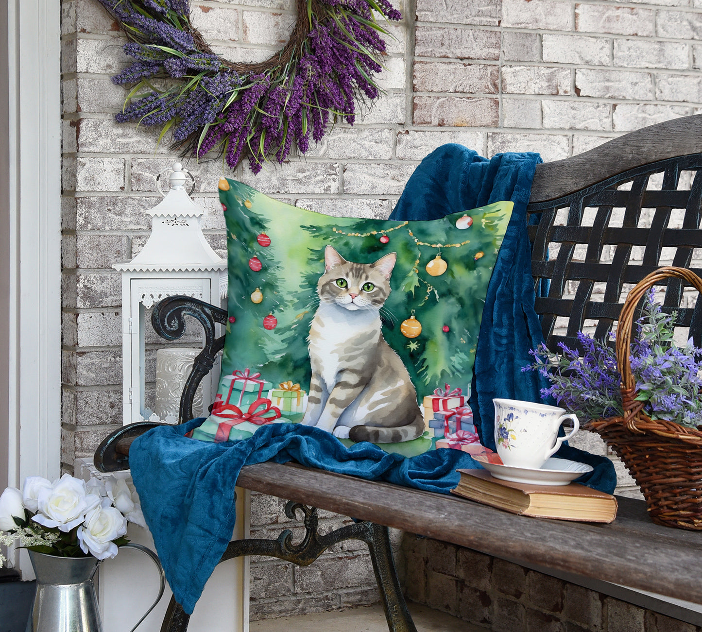 Pudelkatze Cat By the Christmas Tree Throw Pillow