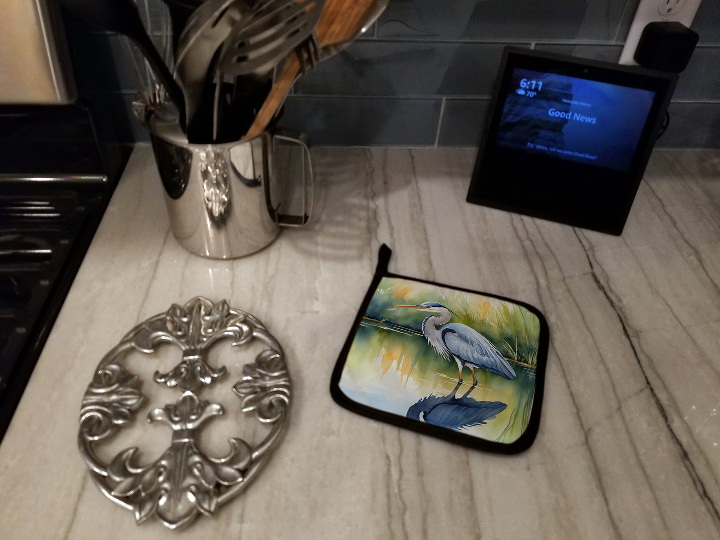 Blue Heron Stalking Prey Pair of Pot Holders