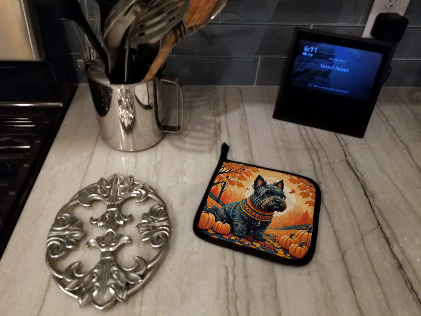 Scottish Terrier Fall Pair of Pot Holders