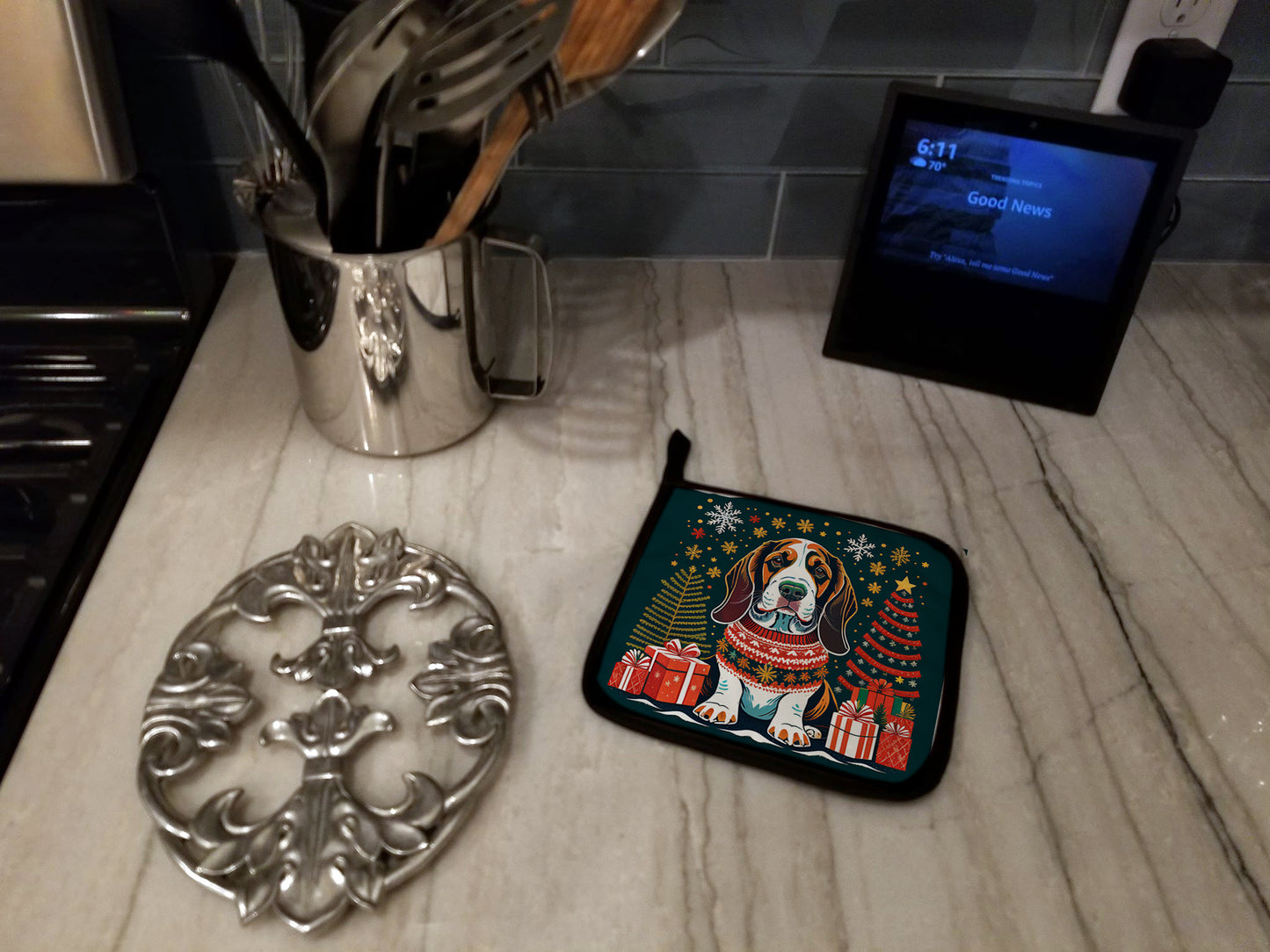 Basset Hound Christmas Pair of Pot Holders