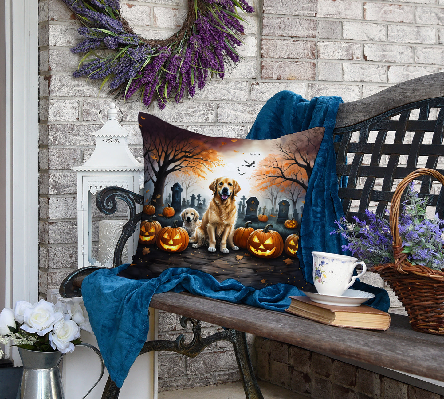 Golden Retriever Spooky Halloween Throw Pillow