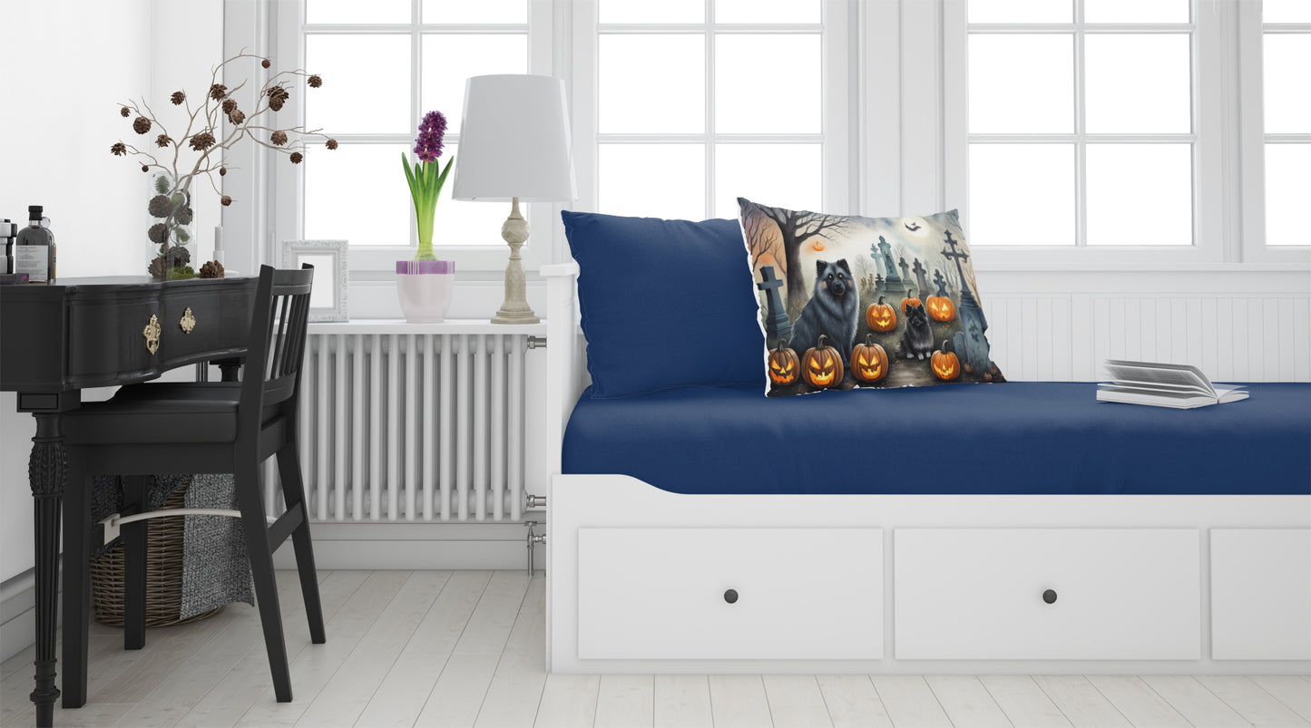 Keeshond Spooky Halloween Standard Pillowcase