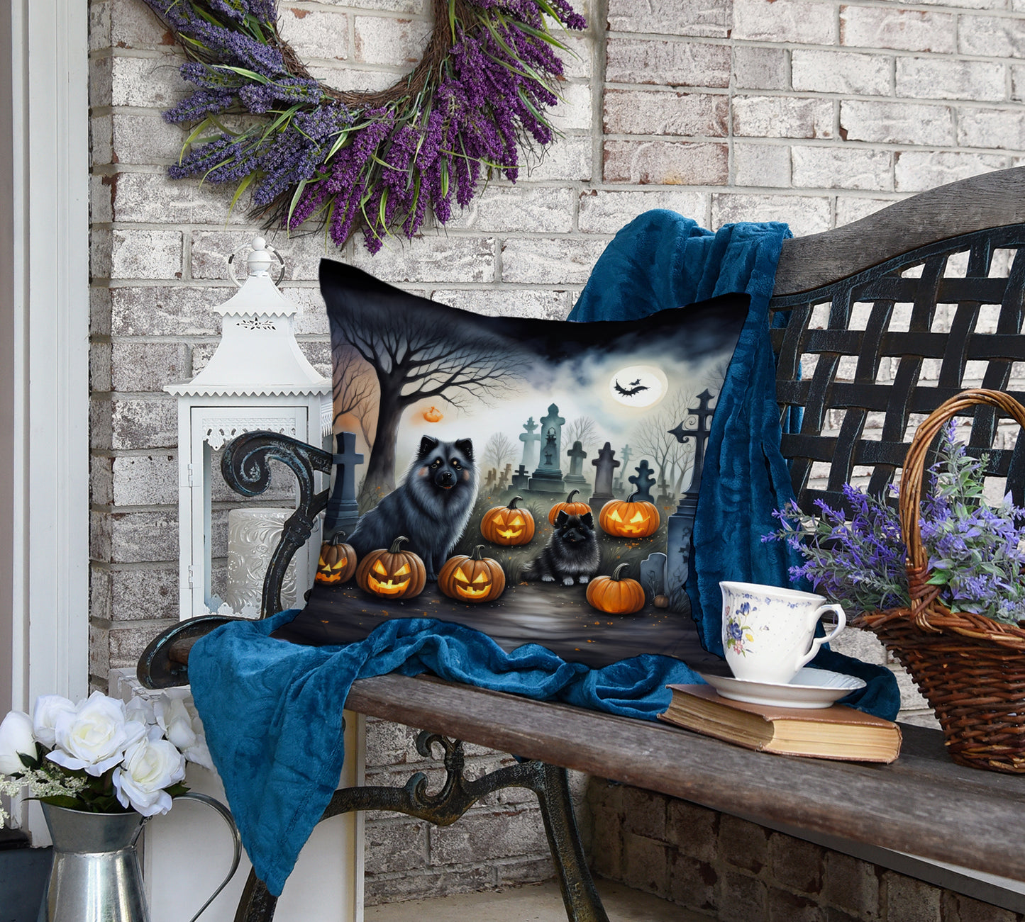 Keeshond Spooky Halloween Throw Pillow