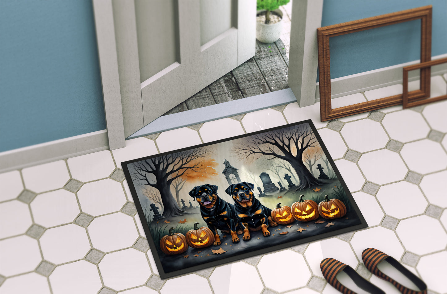 Rottweiler Spooky Halloween Doormat