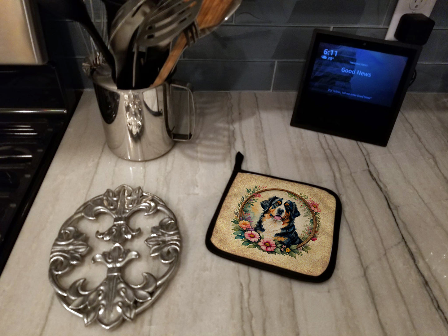 Bernese Mountain Dog and Flowers Pair of Pot Holders