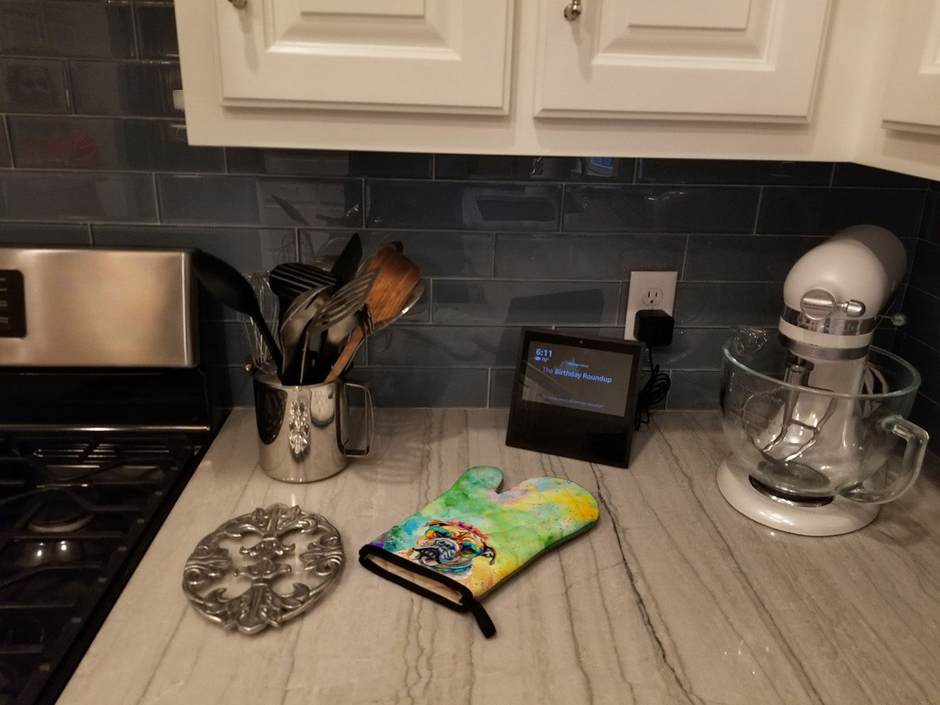 Bullmastiff Hippie Dawg Oven Mitt