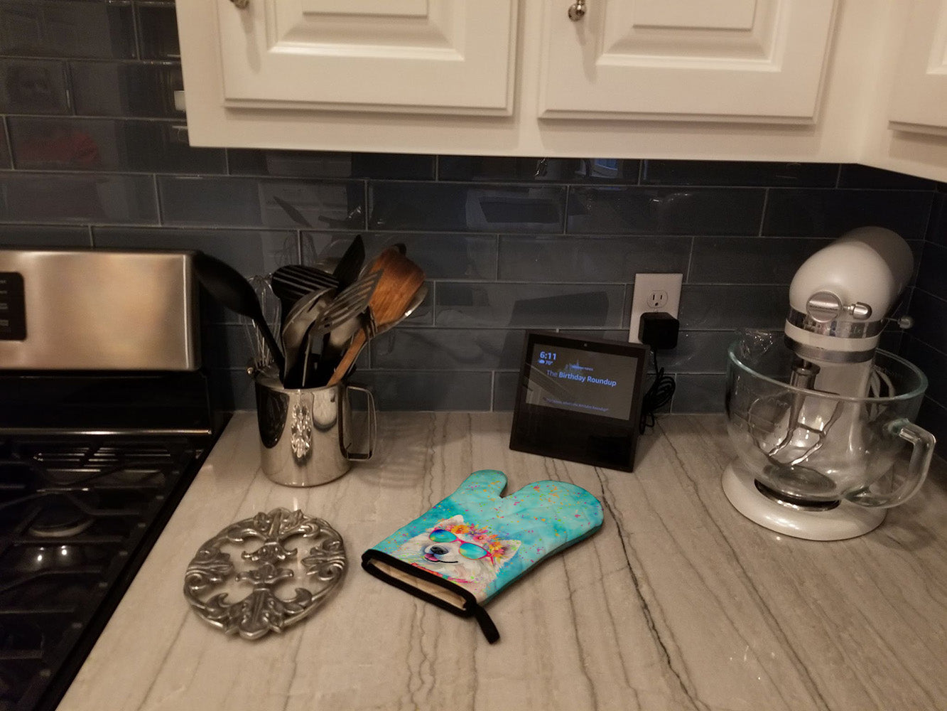 Samoyed Hippie Dawg Oven Mitt