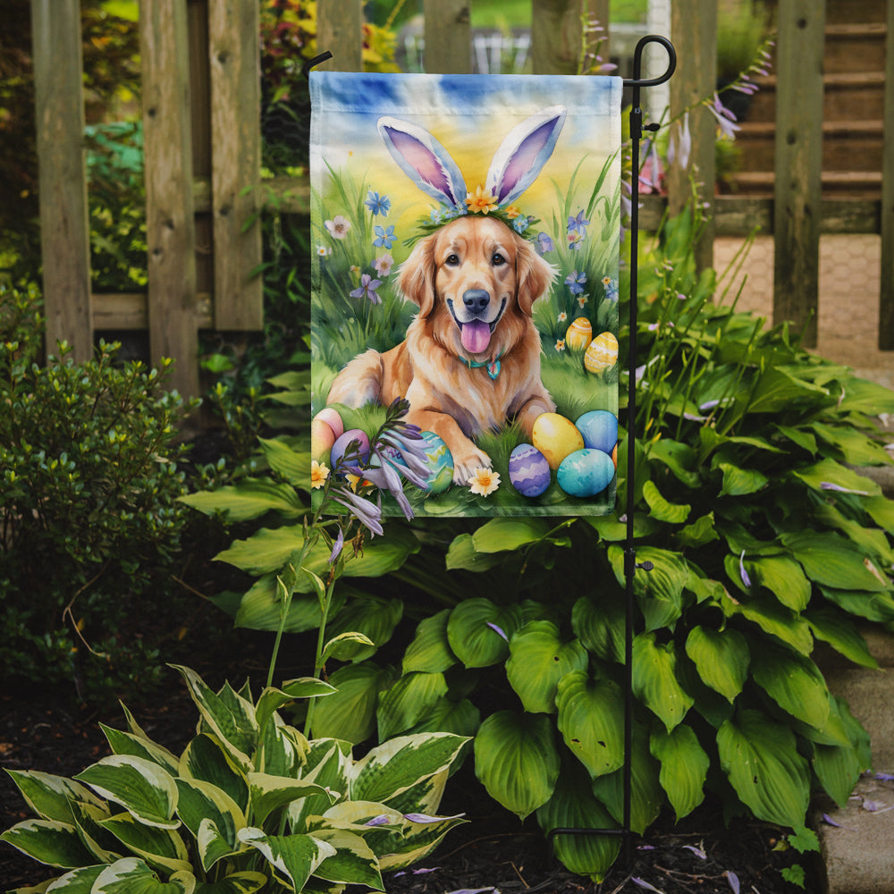 Golden Retriever Easter Egg Hunt Garden Flag