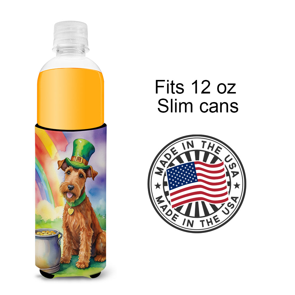 Irish Terrier St Patrick's Day Hugger for Ultra Slim Cans